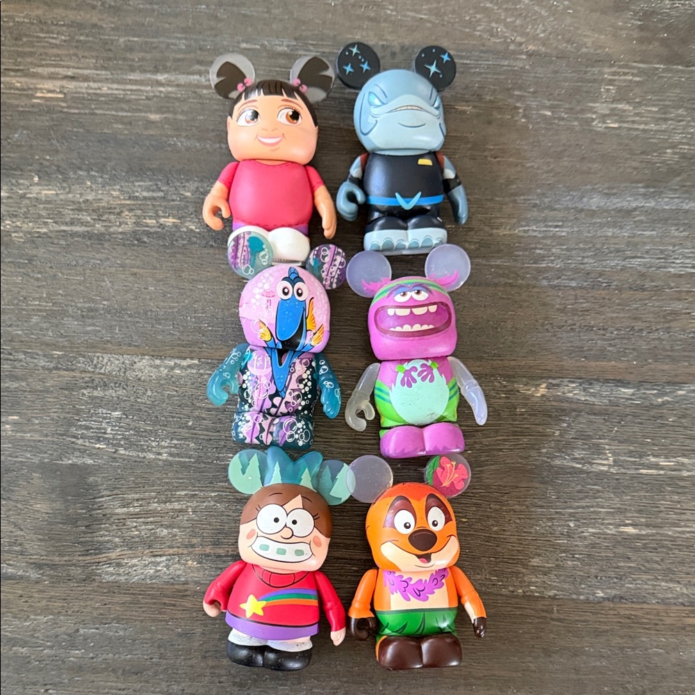 Disney characters Vinylnation Set good condition
